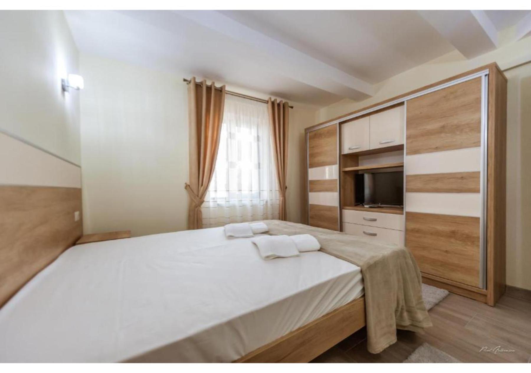 Luxury Apartment Piteşti Dış mekan fotoğraf